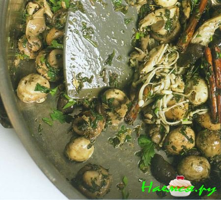 Грибы с корицей и лимоном