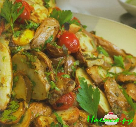 Жареный картофель и топинамбур с лимоном и шалфеем