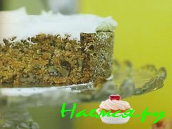 Морковный пирог с грецкими орехами