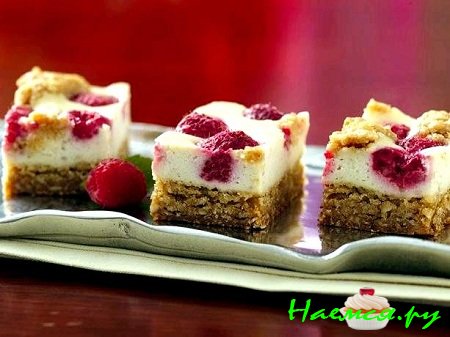 Овсяные полоски с малиной