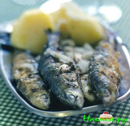 Сардины на гриле с чесноком и орегано
