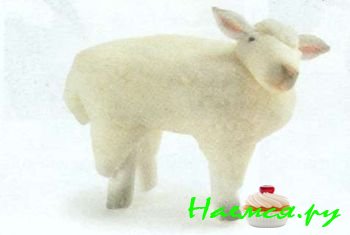 Овечка из мастики