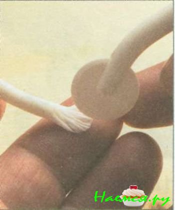 Корова из мастики