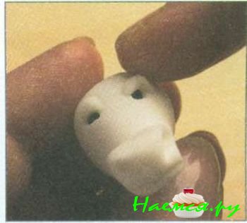 Корова из мастики