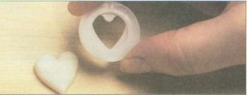 Горилла из мастики