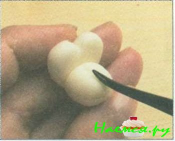 Горилла из мастики