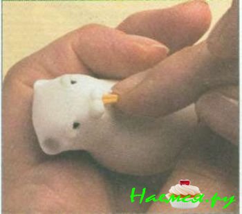 Бобер из мастики