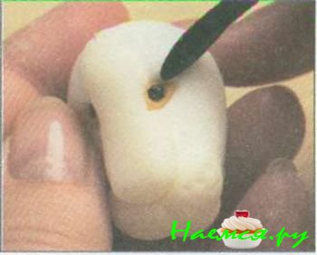 Лев из мастики