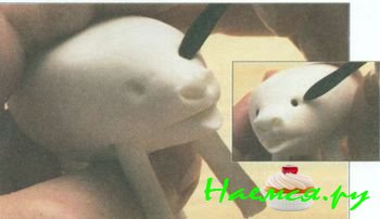 Свинья из мастики