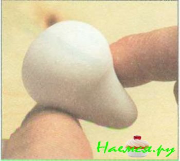 Бурый медведь из мастики