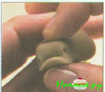 Носорог из мастики