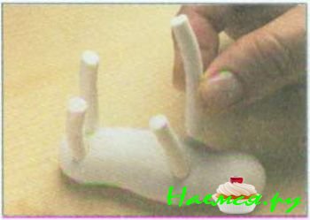 Носорог из мастики