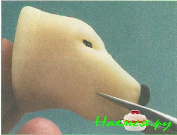 Полярный медведь из мастики