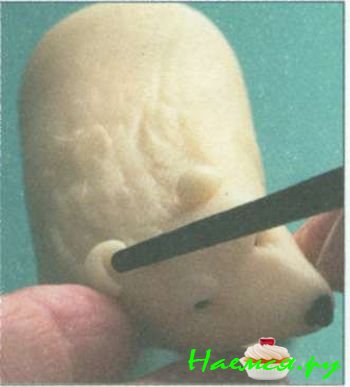 Полярный медведь из мастики