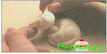 Три кошки из мастики