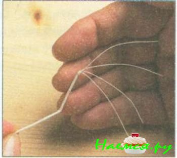 Летучая мышь из мастики