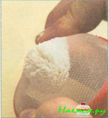 Летучая мышь из мастики