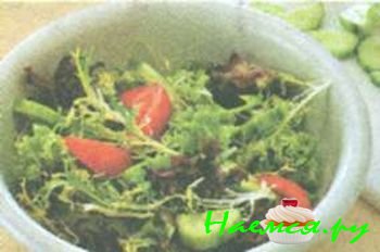 ЗЕЛЕНЫЙ САЛАТ С ГРУДКОЙ ИНДЕЙКИ