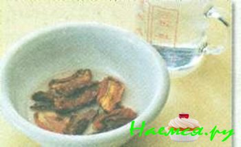 САЛАТ С КОЗЬИМ СЫРОМ