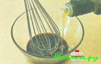 САЛАТ С КОЗЬИМ СЫРОМ