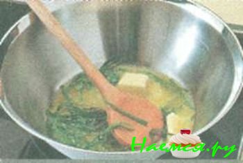 РАВИОЛИ СО ШПИНАТОМ И РИКОТТОЙ