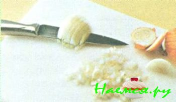 КАК НАРЕЗАТЬ КУБИКАМИ РЕПЧАТЫЙ ЛУК