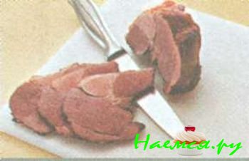 ТУШЕНАЯ ЛОПАТКА ЯГНЕНКА