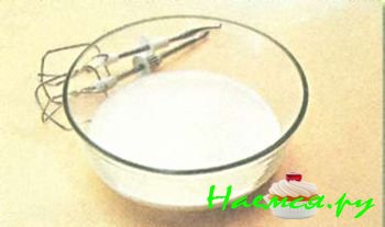 КАК ВЗБИТЬ СЛИВКИ В ГУСТУЮ ПЕНУ