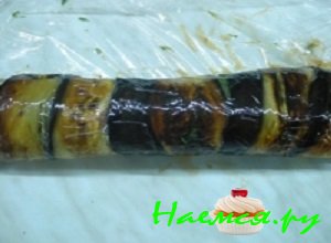 Рулетик из баклажан и свежего перчика по-тбилисски