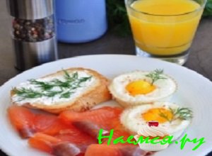 Яйца в корзинках