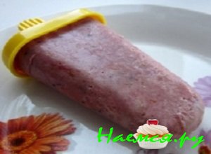 Освежающее мороженое с бананами и киви