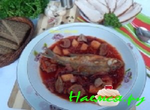 Украинский борщ с грибочками и карасиками
