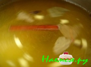 Имбирный корень очистить