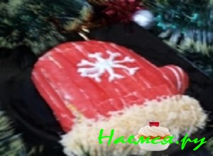 Новогодний салат «Рукавичка Деда Мороза»