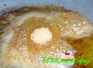 После чего промыть сковороду и вновь нагреть 