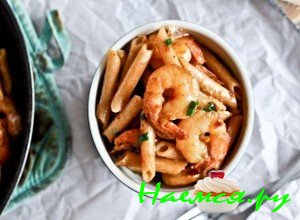 креветки с соусом - готовое блюдо