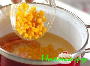 Добавьте кукурузу