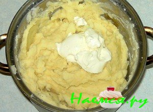 Добавьте плавленный сыр