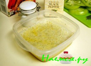 Вбейте яйца, взбейте миксером