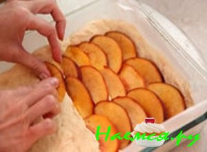 Рецепт пирога с персиками