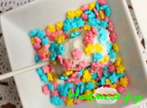 Присыпьте печенье