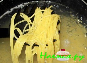 Отварите макароны