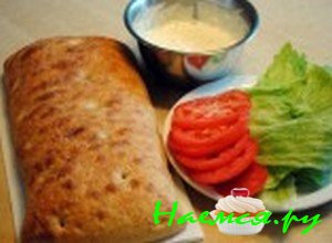 Приготовьте батон для сэндвича - фото