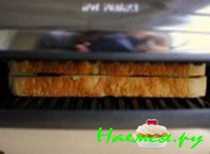 Поджарьте хлеб