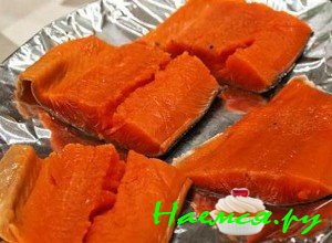 Поставьте лосося в духовку - фото