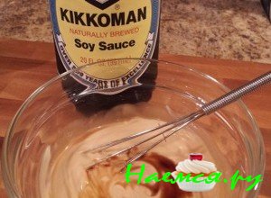 смешайте майонез, соевый соус и васаби