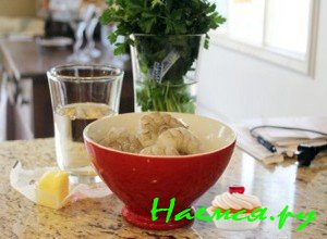 Подготовьте ингредиенты для креветок с лимоном - фото