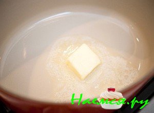 растопите сливочное масло - фото