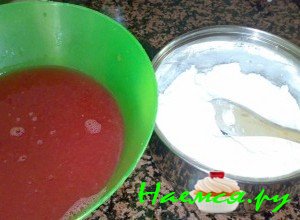 Смешайте ванилин и крахмал - фото