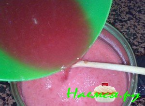 Добавьте арбузную массу - фото